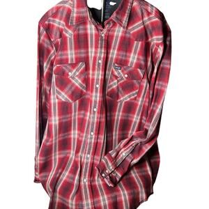 Wrangler 2XT Pearl snap long sleeve shirt